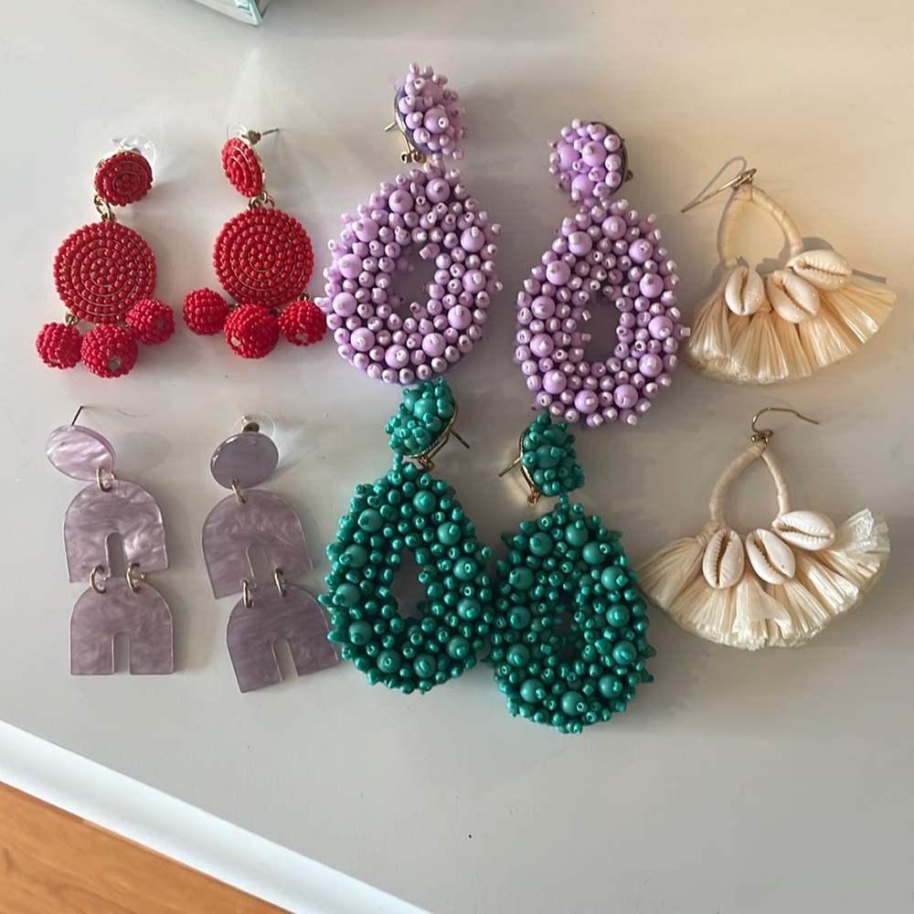 Package earrings